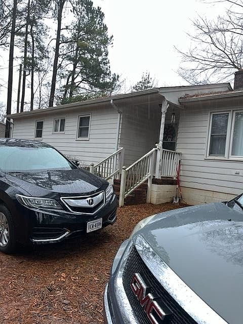 2nd image of 1105 Boyd St