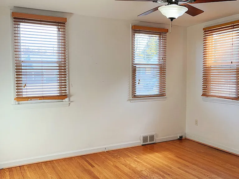 546 Larkspur St — Photo 8