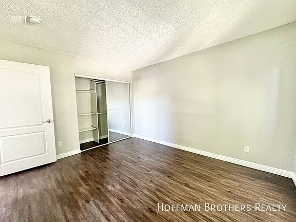 5th image of 1229 N Mansfield Ave #303A