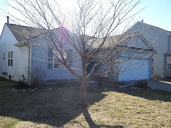 2nd image of 7171 SE Mission Hills Dr