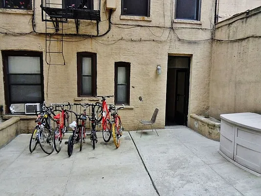 Rented by ZealEstate Group Inc | media 3