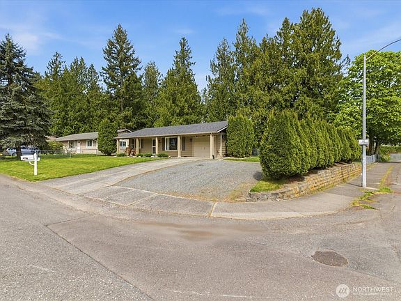 3rd image of 14521 54th Drive NE