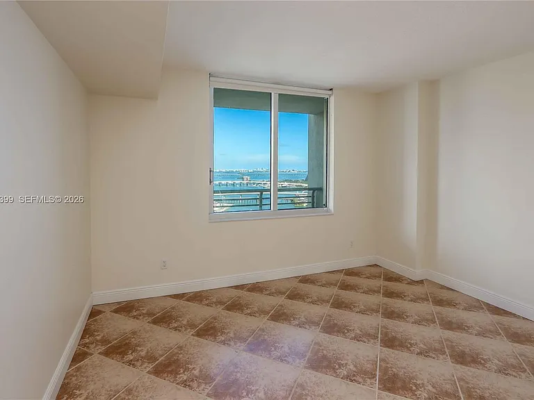 335 Biscayne Blvd #3510 — Photo 12