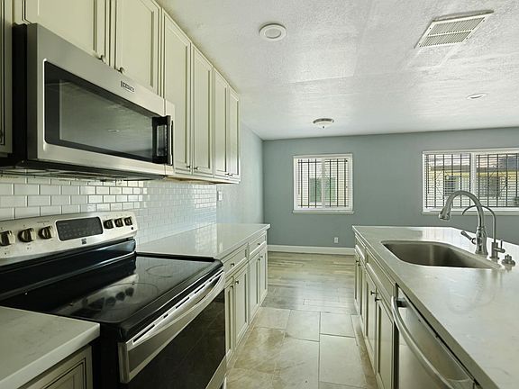 3rd image of 1260 Occidental Ave Unit 2