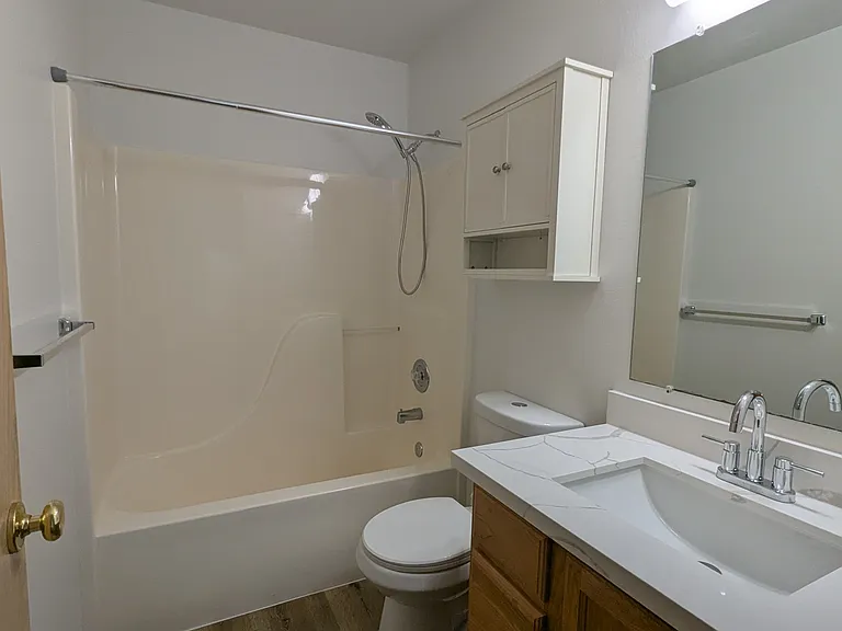 368 Snahapish Ave SE — Photo 24