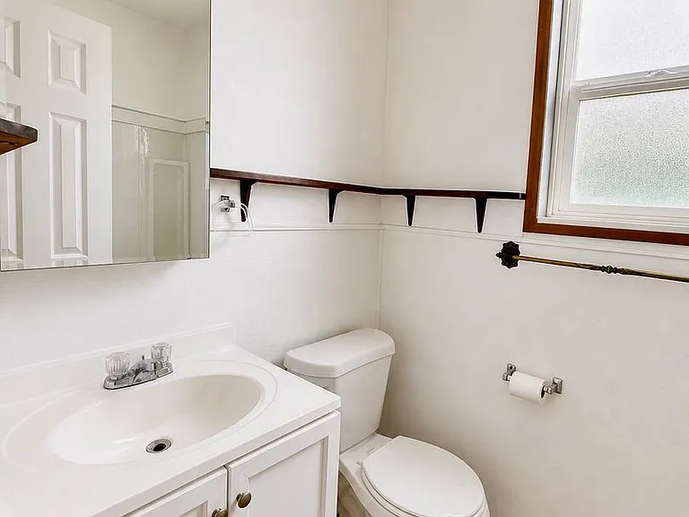 520 Karr Ave — Photo 13