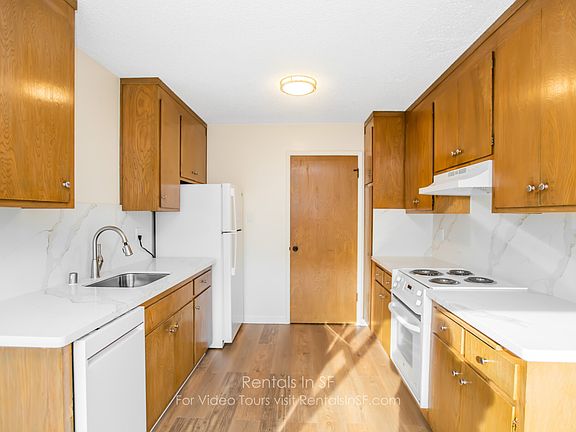 2nd image of 435 43rd Ave #101