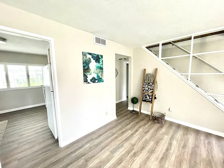 1740 Hanover St — Photo 5