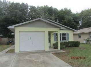 805 N New Hampshire Ave, Tavares, FL 32778