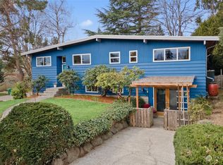 10655 32nd Ave SW, Seattle, WA 98146