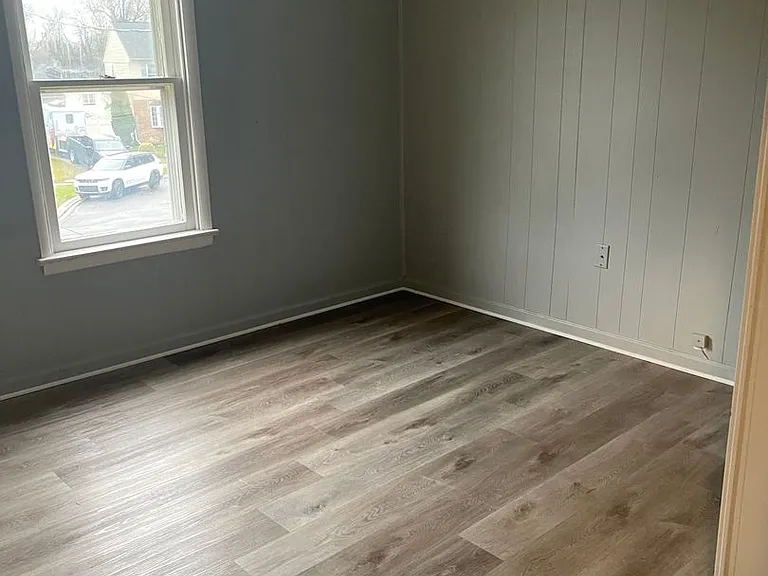 205 Western Ave — Photo 10