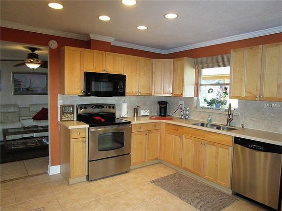 5th image of 26 Oakland Hills Ct
