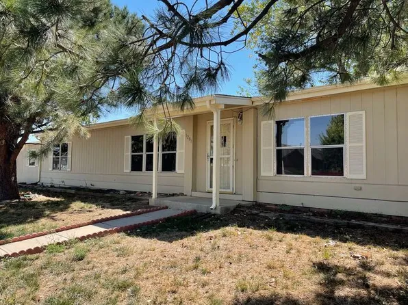 1201 Mac Laughlin Ct, Dacono, CO 80514