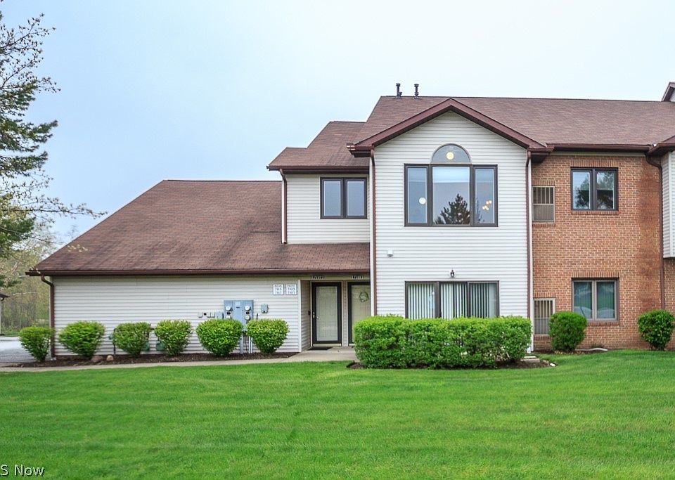 1st image of 7107 Village Dr