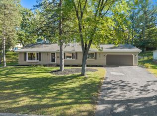 2413 W 107th St, Minneapolis, MN 55431