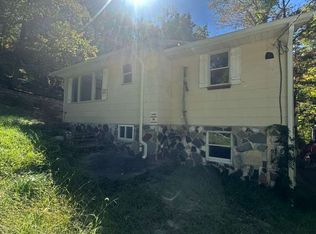 406 Mountain Lodge Rd, Monroe, NY 10950