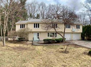 19 Cider Ln, Nashua, NH 03063