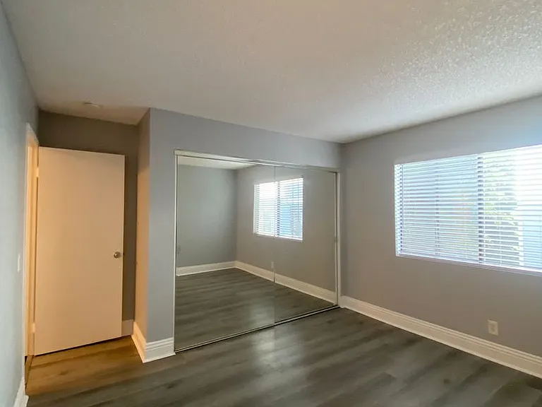 1429 E Florida St — Photo 10