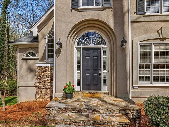 2nd image of 125 Crabapple Way