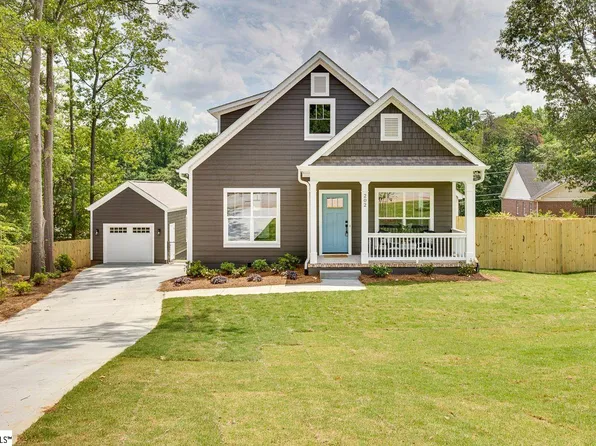 202 Kennedy Dr, Greenville, SC 29605
