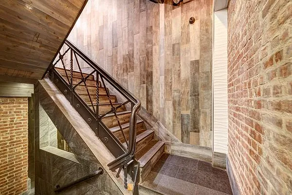 Rented by Compass | media 20