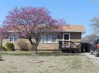 313 Walnut St, Americus, KS 66835
