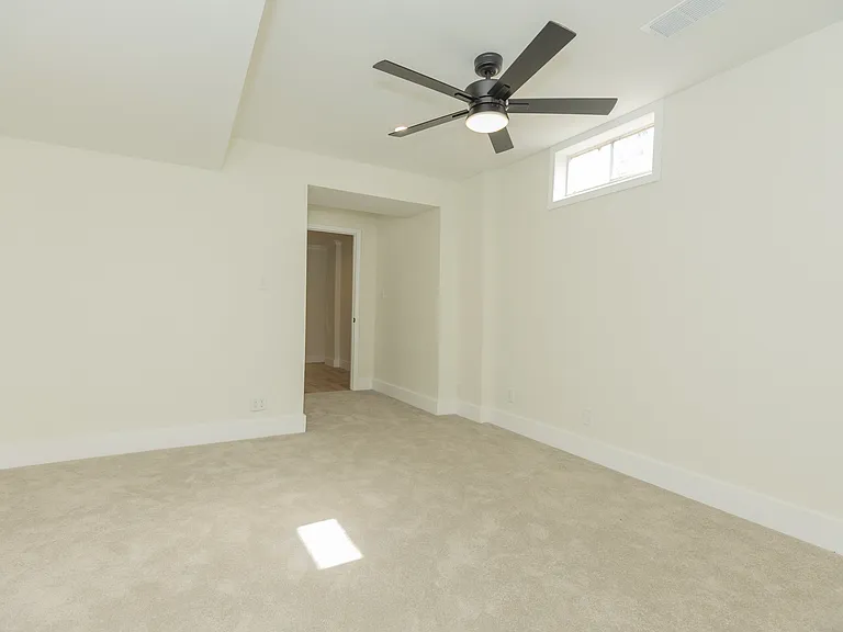 711 Carole Pl — Photo 31