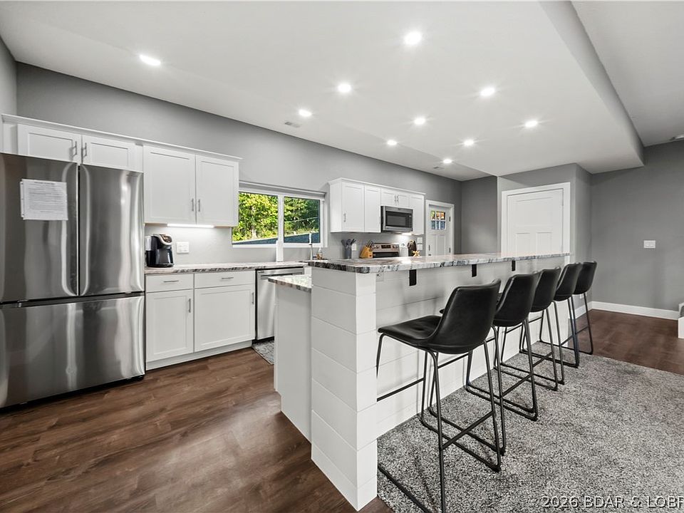 1st image of 45 Honeysuckle Rd