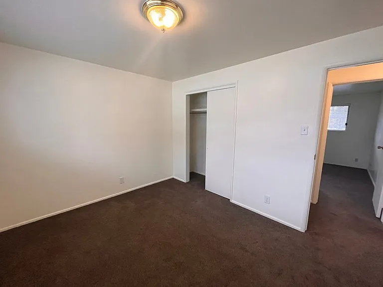 166 E 400 N #166 — Photo 7