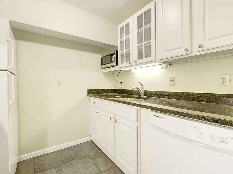 1761 Church St NW #B — Photo 10