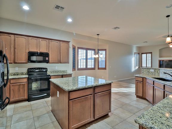 5th image of 18415 W Summerhaven Dr