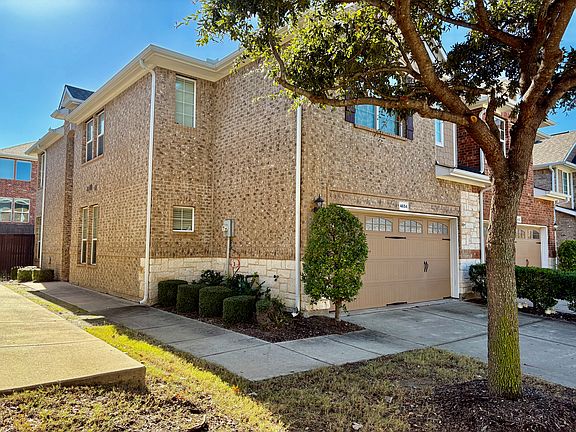 3rd image of 4654 Penelope Ln