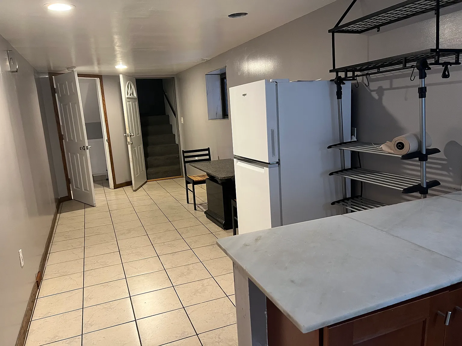 2 bed, 1100 sqft, $1,500 — Photo 2