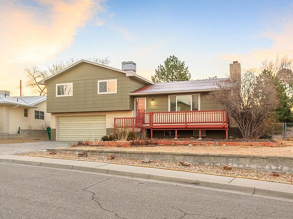 2nd image of 3608 N Melrose Dr