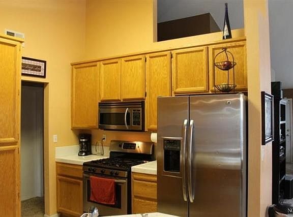 3rd image of 1720 Fawn Glen Cir