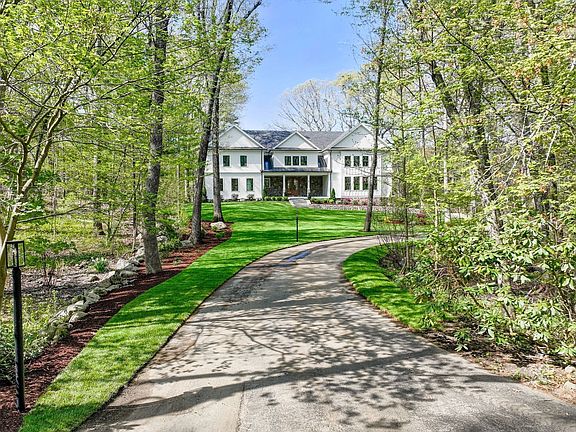 2nd image of 82 Deer Path Ln
