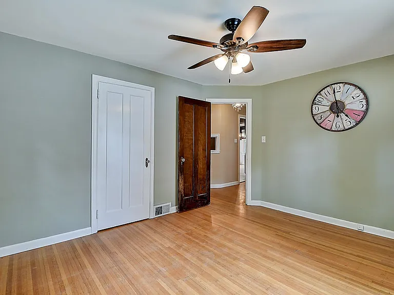 6015 Norwaldo Ave — Photo 18