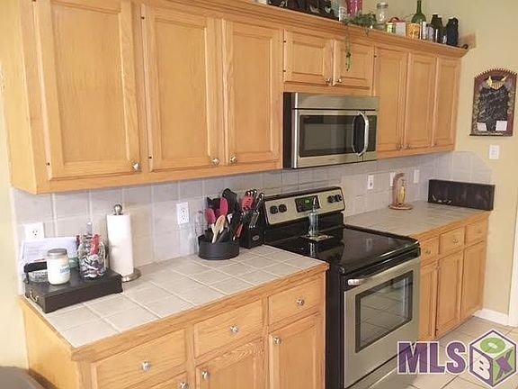 4th image of 9088 Devereaux Dr