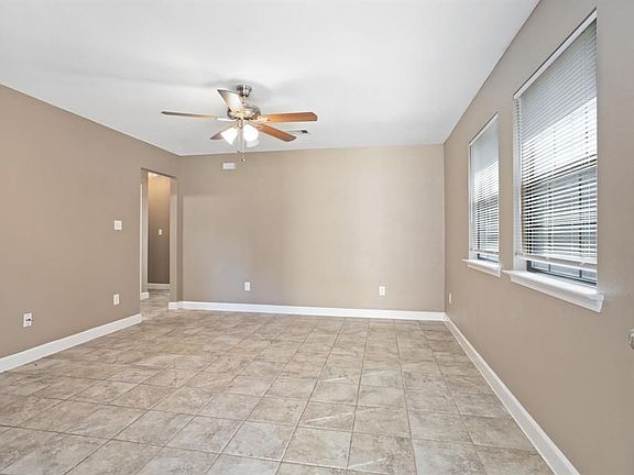 4th image of 5107 Gren St