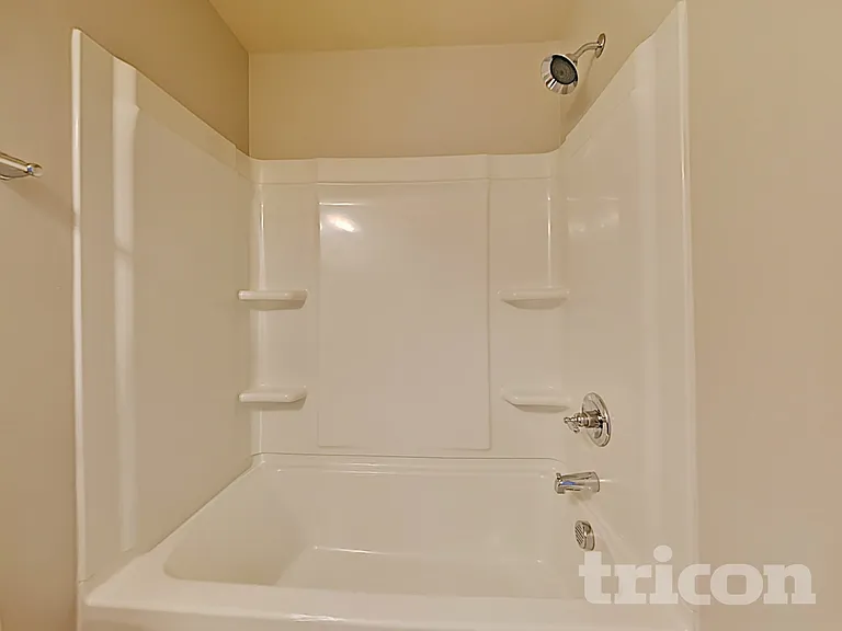 2046 Aragon Ln — Photo 8