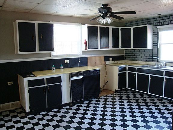 HUGE eat in kitchen