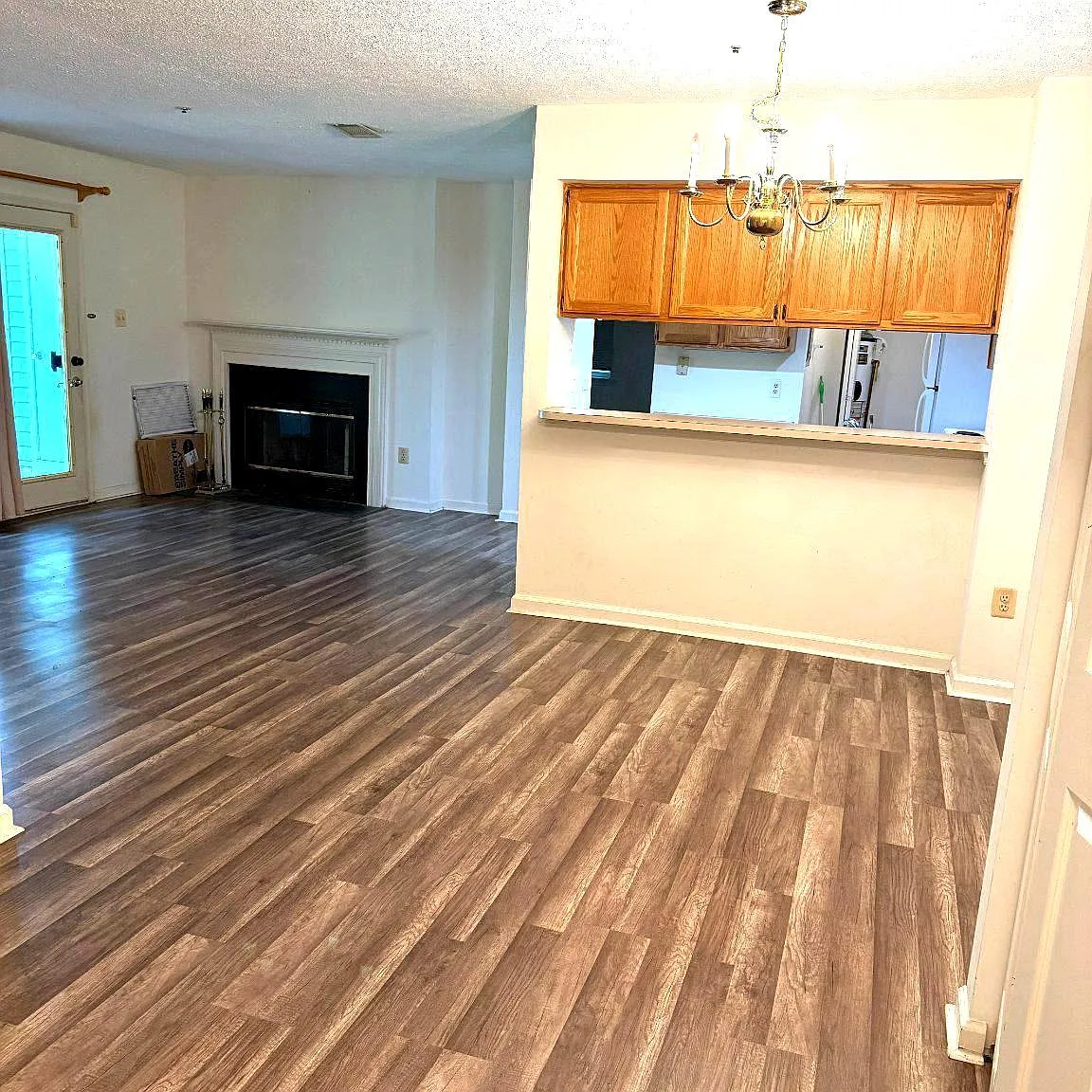 2 bed, 2.0 bath, 1036 sqft, $2,100 — Photo 4
