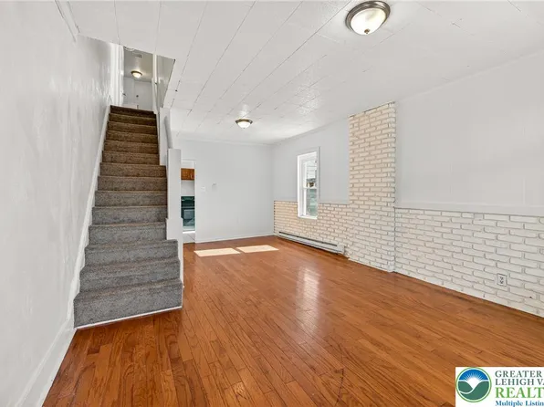 739 N Hazel St, Allentown, PA 18102