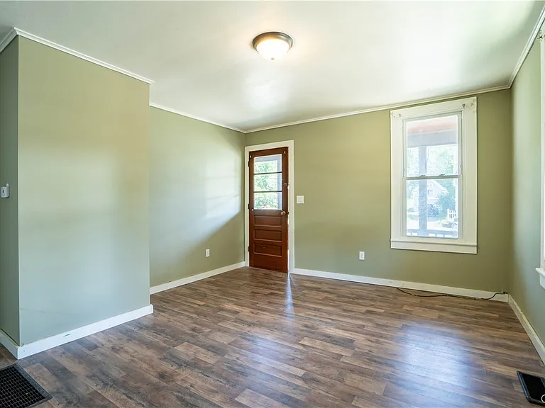 43 W State St #1 — Photo 5