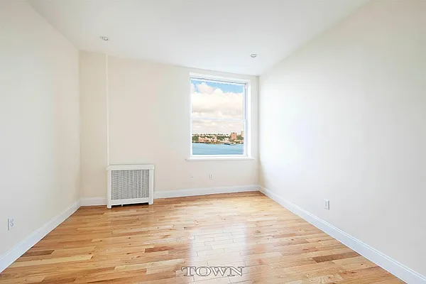 Rented by Town Residential | media 19