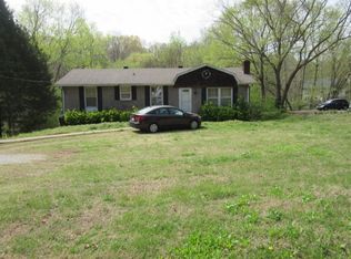 344 Dunbar Cave Rd, Clarksville, TN 37043