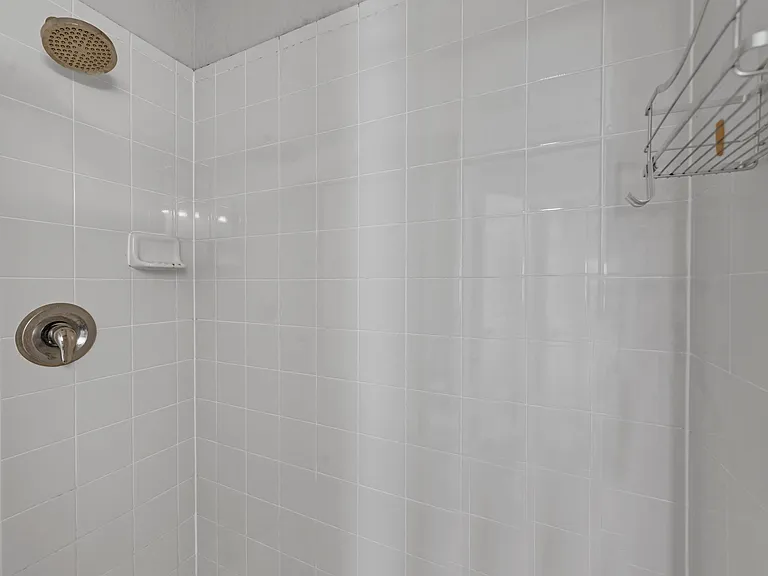 5590 Manitou Dr — Photo 8