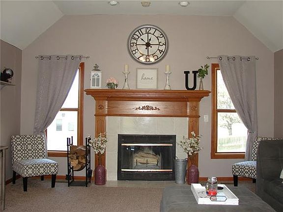 2nd image of 3202 N 35th St