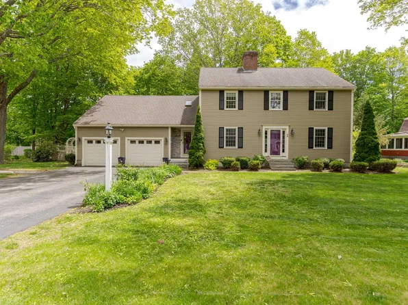 58 Edgewood Drive, Hampton, NH 03842