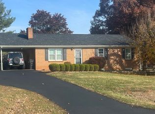 327 Dixie Airport Rd, Madison Heights, VA 24572